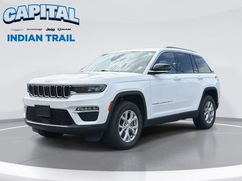 Used 2023 Jeep Grand Cherokee Limited w/ Luxury Tech Group II AWD/4WD image 1