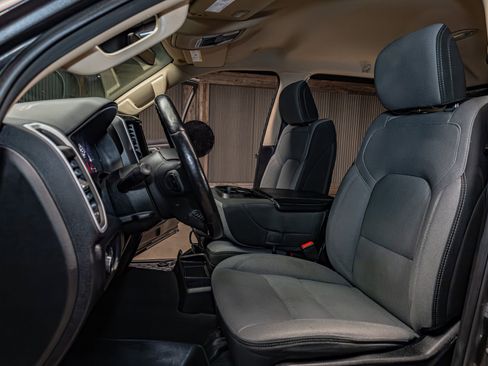 Used 2020 RAM 1500 Big Horn image 18