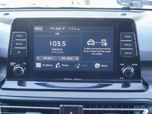 Certified 2022 Kia Seltos LX image 11