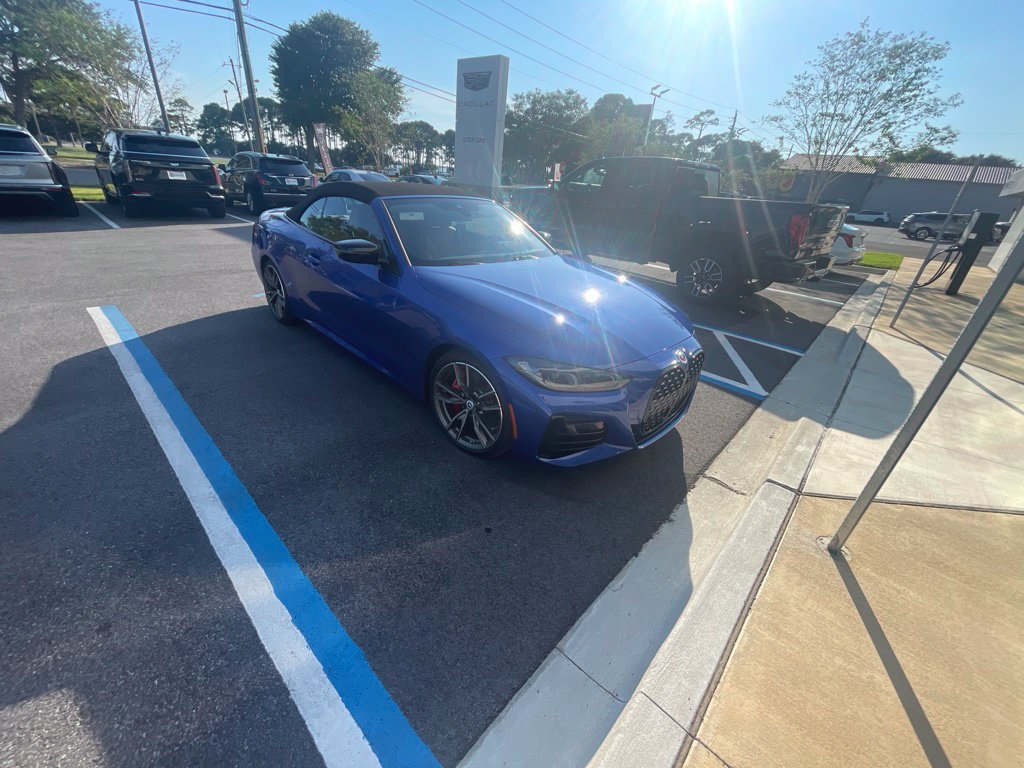Used 2023 BMW M440i Convertible w/ Premium Package RWD image 2