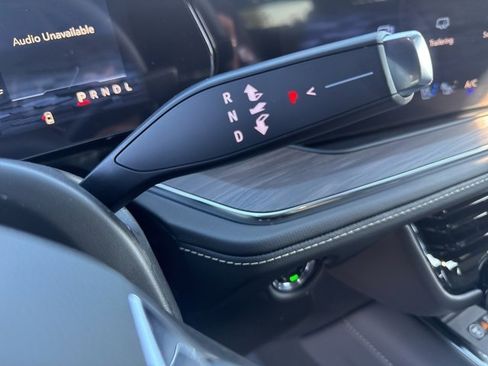 New 2026 Chevrolet Suburban Premier image 19