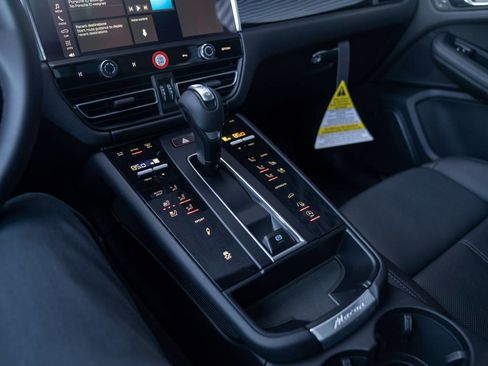 New 2026 Porsche Macan S AWD/4WD image 20