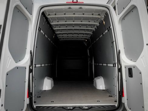 New 2026 Mercedes-Benz Sprinter 2500 image 11
