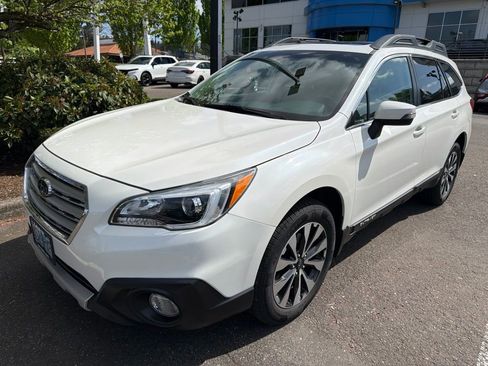 Used 2016 Subaru Outback 2.5i Limited AWD/4WD image 1