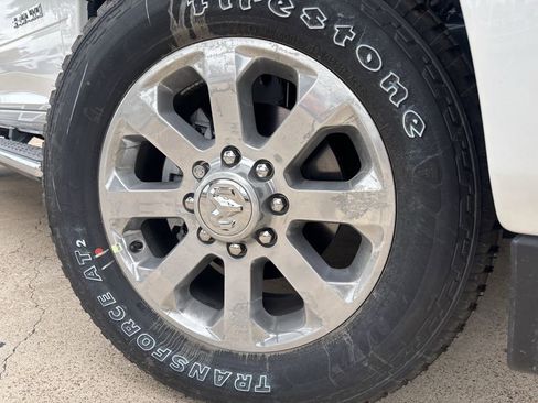 New 2026 RAM 2500 Laramie AWD/4WD image 9