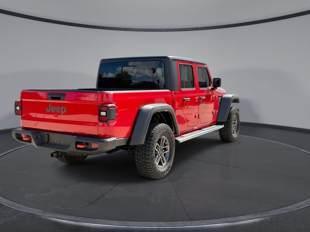 Used 2025 Jeep Gladiator Mojave w/ Convenience Group AWD/4WD image 11