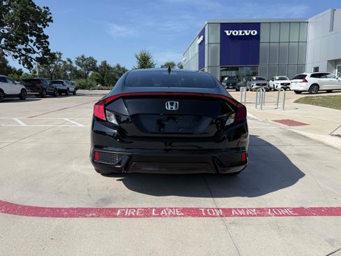 Used 2017 Honda Civic EX-T image 5