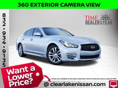 Used 2017 INFINITI Q70 3.7