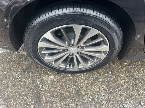 Used 2017 Buick LaCrosse Preferred image 17