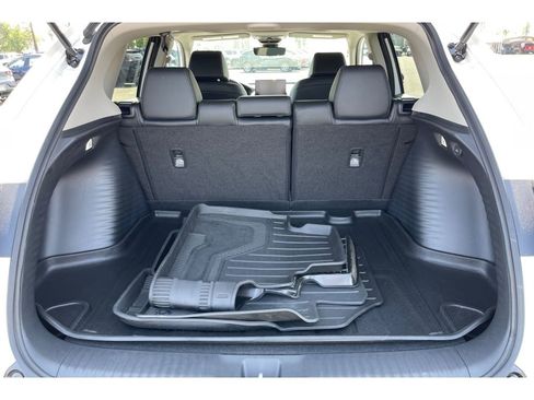 Certified 2025 Honda HR-V EX-L image 17
