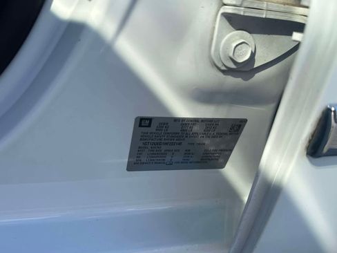 Used 2017 GMC Sierra 2500 Denali w/ Suspension Package, Off-Road image 14