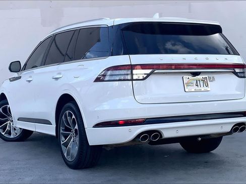 Used 2021 Lincoln Aviator Grand Touring w/ Elements Package Plus AWD/4WD image 5