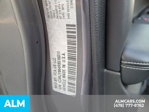 Used 2024 Jeep Grand Cherokee Limited 4xe image 18