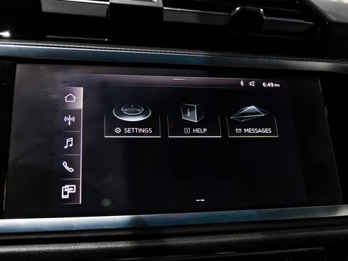 Used 2020 Audi Q3 2.0T Premium w/ Convenience Package image 29