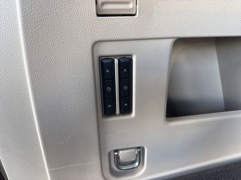 Used 2020 Lincoln Navigator Reserve w/ Luxury Package image 29