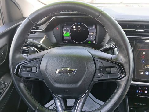 Used 2023 Chevrolet Bolt EUV Premier w/ Sun & Sound Package FWD image 12