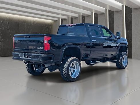 Used 2023 Chevrolet Silverado 2500 High Country w/ Z71 Off-Road Package AWD/4WD image 6