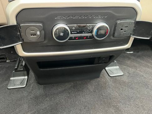 Used 2023 Ford Expedition Max Limited AWD/4WD image 16