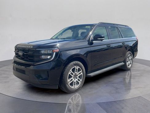Used 2025 Ford Expedition Max Active AWD/4WD image 1