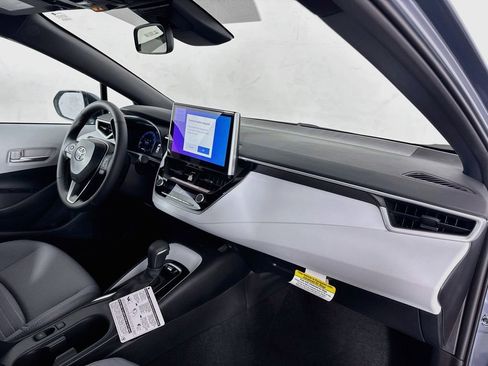 New 2026 Toyota Corolla SE FWD image 29