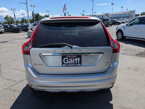Used 2015 Volvo XC60 T5 AWD/4WD image 5