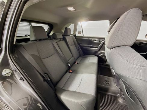 Certified 2025 Toyota RAV4 XLE image 27