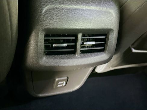 Used 2021 GMC Terrain SLE w/ Driver Convenience Package image 34