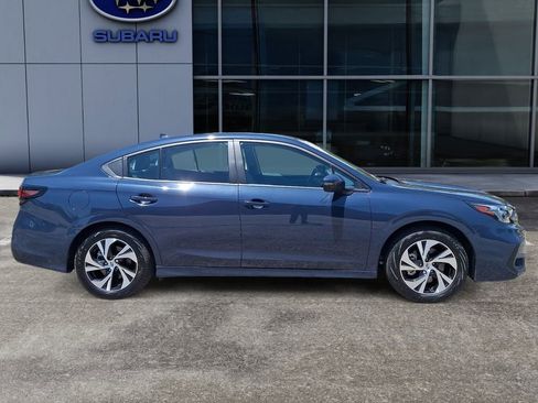 Certified 2025 Subaru Legacy Premium AWD/4WD image 9