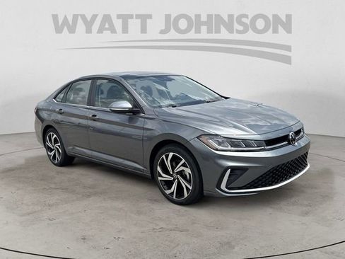 New 2025 Volkswagen Jetta SEL image 7