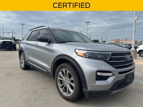 Used 2023 Ford Explorer XLT w/ Equipment Group 202A RWD image 1