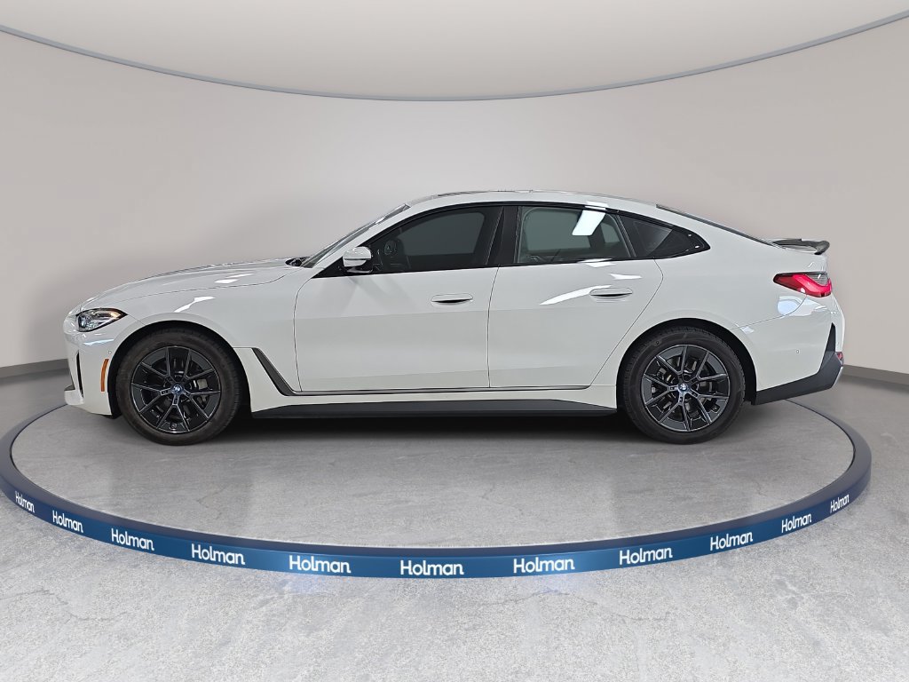 Used 2023 BMW i4 eDrive35 w/ Premium Package RWD image 11