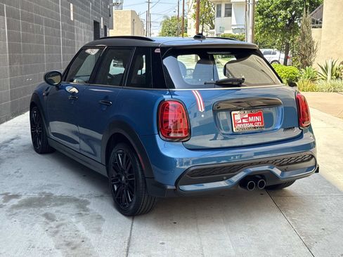 Certified 2023 MINI Cooper S FWD image 4