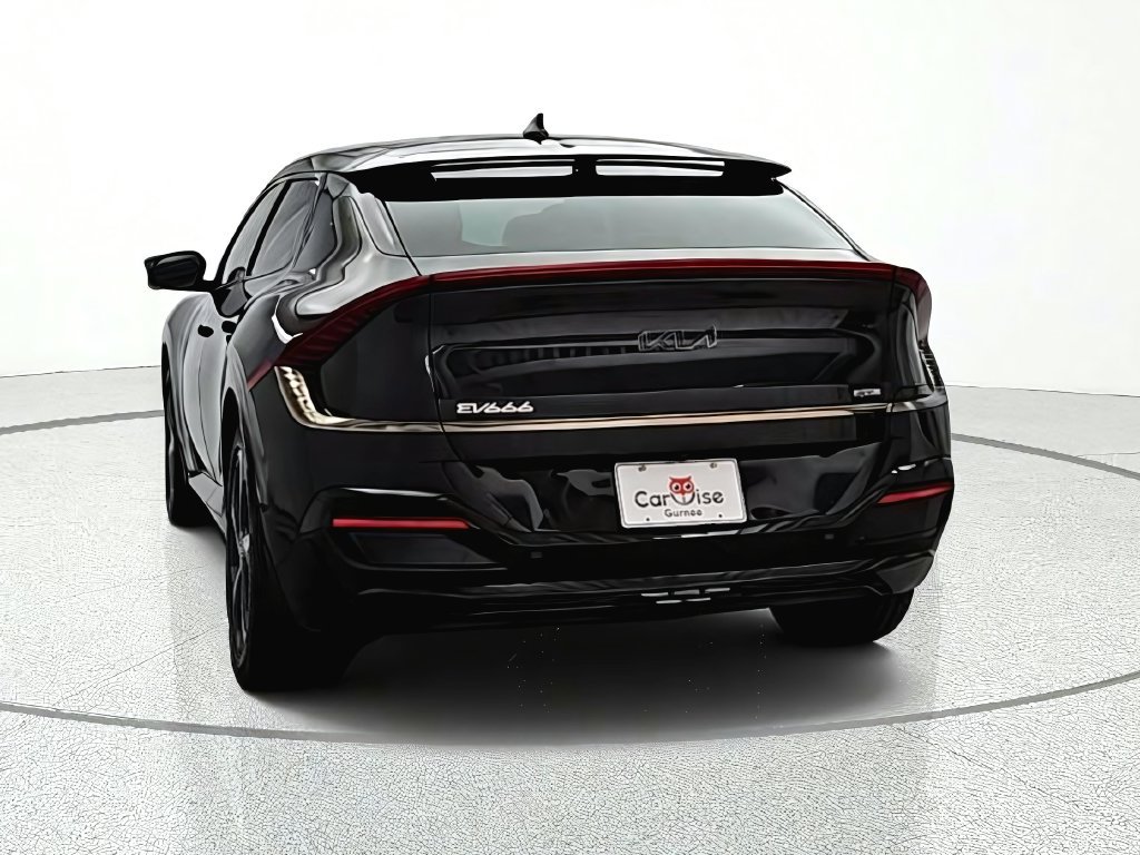 Used 2022 Kia EV6 GT-Line w/ GT-Line Suede Seat Package AWD/4WD image 6