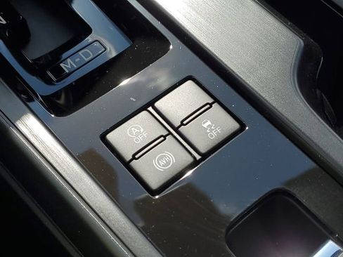 New 2026 Subaru Outback Limited AWD/4WD image 36