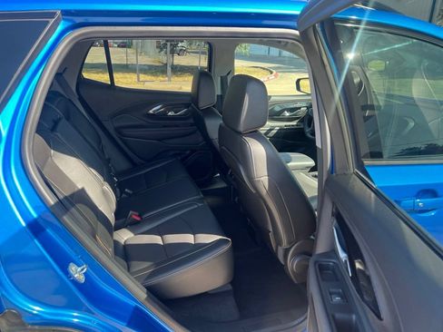 Used 2024 GMC Terrain AT4 w/ Tech Package AWD/4WD image 18