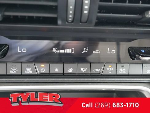 Used 2024 MAZDA CX-90 3.3 Turbo w/ Premium Package AWD/4WD image 47