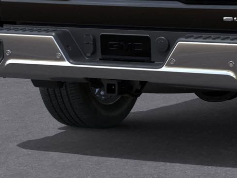 New 2026 GMC Sierra 1500 SLT image 14