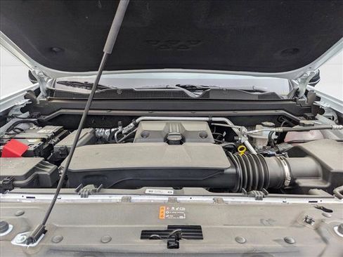 New 2024 Chevrolet Colorado Z71 w/ Z71 Convenience Package 2 image 18