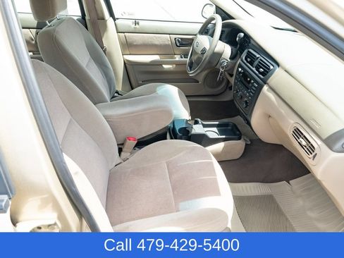 Used 2001 Ford Taurus SES FWD image 40