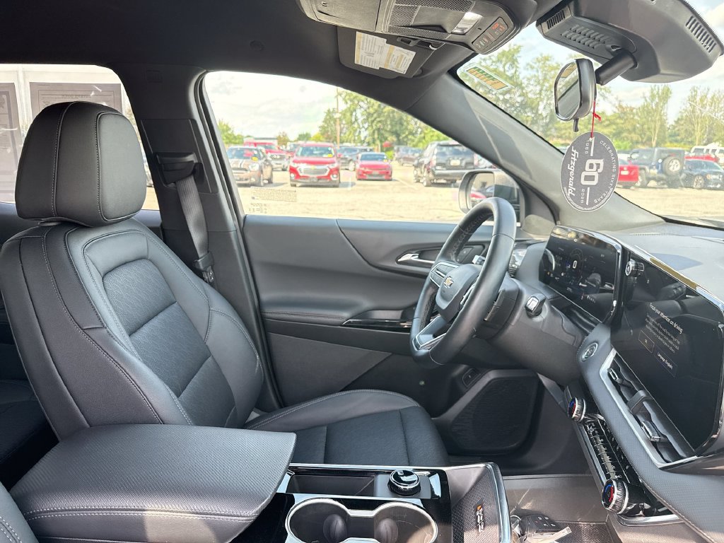 Used 2026 Chevrolet Equinox LT w/ Convenience Package II AWD/4WD image 7