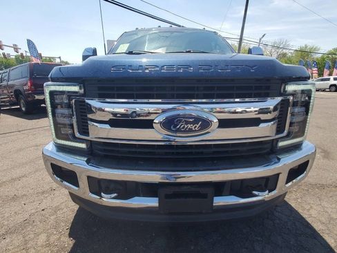 Used 2017 Ford F350 XLT w/ XLT Premium Package AWD/4WD image 9