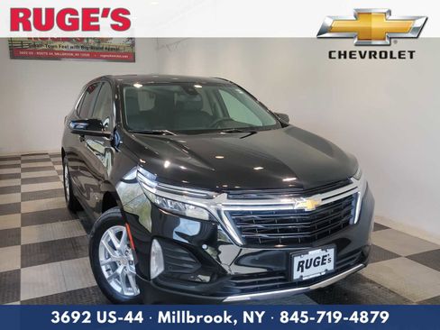 Used 2024 Chevrolet Equinox LT AWD/4WD image 1