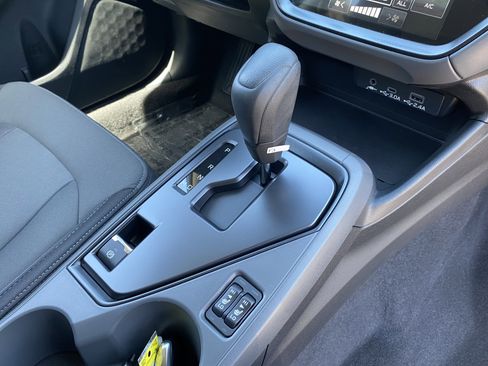 New 2026 Subaru Crosstrek 2.0i Premium AWD/4WD image 16
