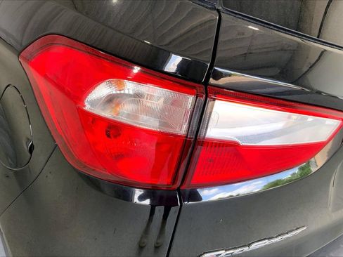 Used 2019 Ford EcoSport SE FWD image 13