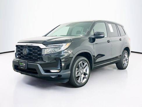 Used 2023 Honda Passport EX-L image 3