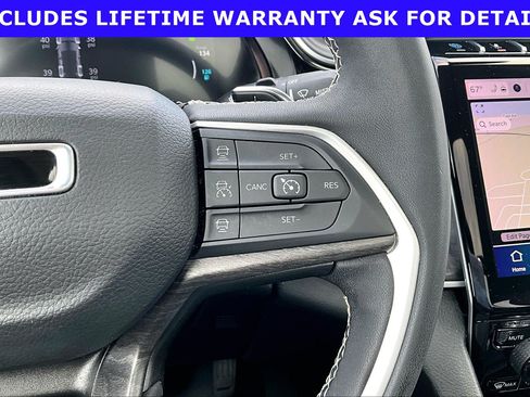 Used 2022 Jeep Grand Cherokee Limited 4xe AWD/4WD image 16