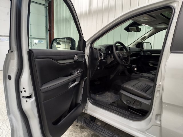 New 2026 Ford Ranger Lariat w/ Black Appearance Package AWD/4WD image 20