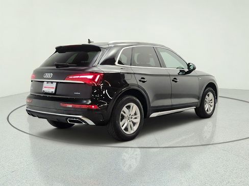 Used 2023 Audi Q5 2.0T Premium w/ Convenience Package AWD/4WD image 5