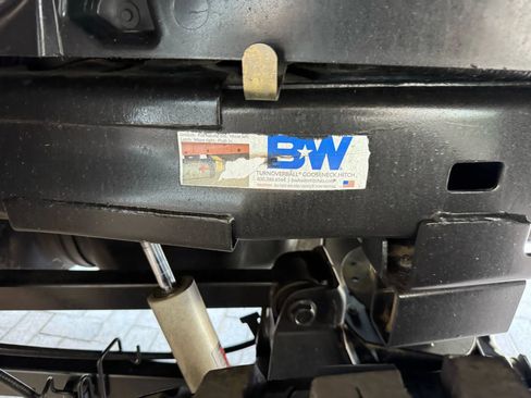 Used 2018 RAM 2500 Tradesman w/ Chrome Appearance Group image 15