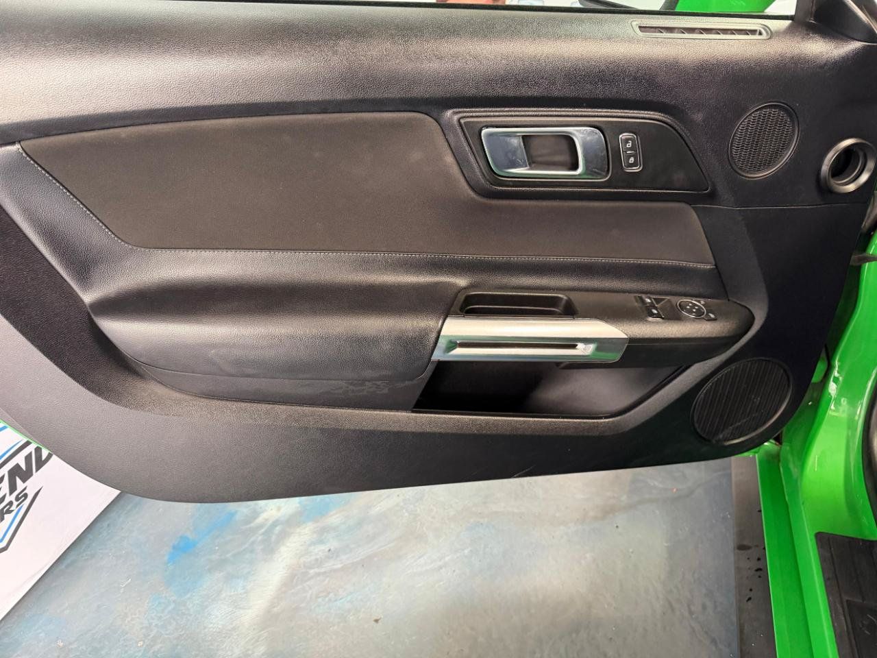 Used 2019 Ford Mustang Coupe w/ Equipment Group 101A RWD image 11